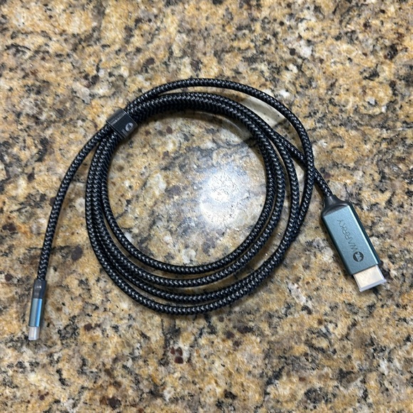 HDMI USB-C - Picture 1 of 1